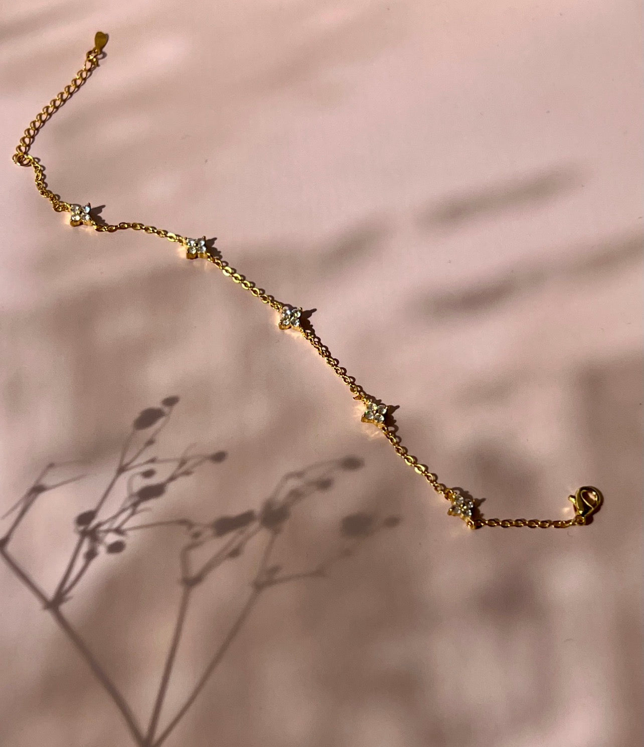Zircon clover bracelet