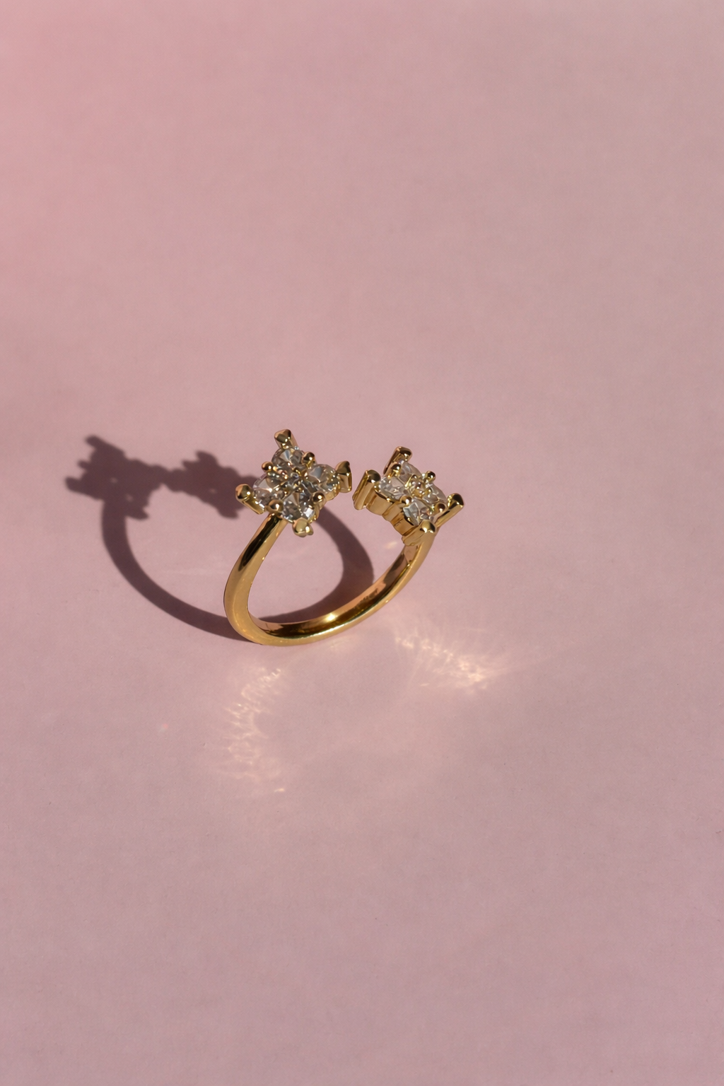 Zircon ring